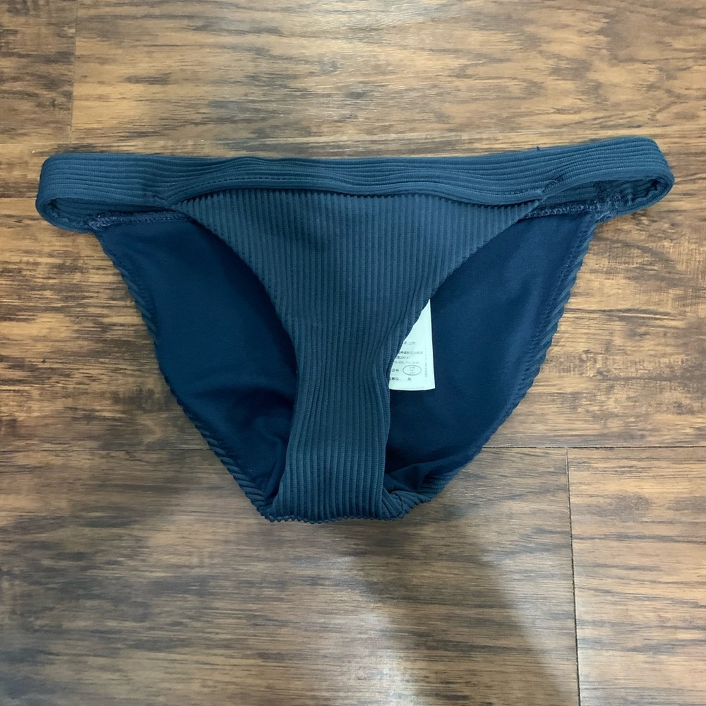 Bikini bottoms